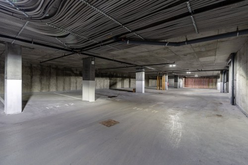 Stationnement - 1008-7070 Boul. Newman, Montréal (Lasalle), QC - Indoor Photo Showing Garage