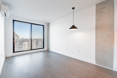 Salon - 1008-7070 Boul. Newman, Montréal (Lasalle), QC - Indoor Photo Showing Other Room