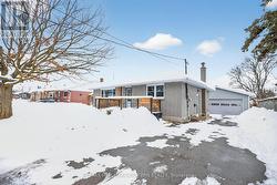 98 ARTHUR AVENUE  Peterborough (Otonabee Ward 1), ON K9J 5X8