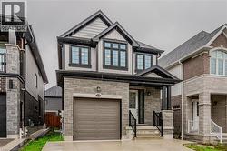 119 MONARCH WOODS Drive  Kitchener, ON N2P 0K2