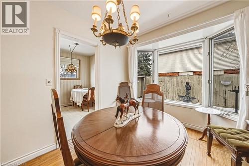 5410 Murray Crescent, Burlington, ON - Indoor Photo Showing Dining Room