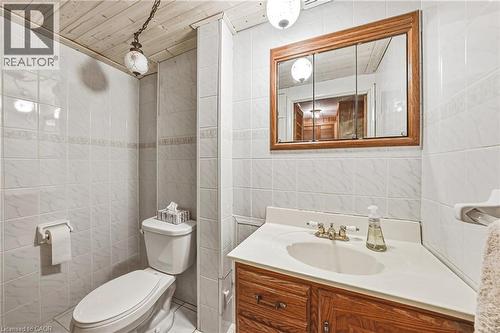 5410 Murray Crescent, Burlington, ON - Indoor Photo Showing Bathroom