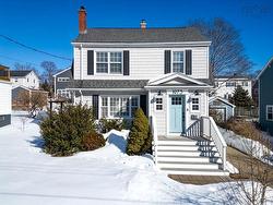 1973 Woodlawn Terrace  Halifax, NS B3H 4G5