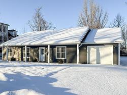 25 Gates Avenue  Middleton, NS B0S 1P0