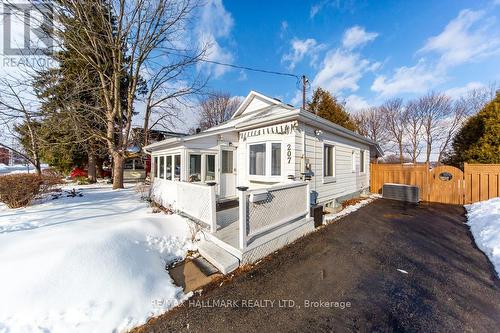 207 VERDUN ROAD  Oshawa, ON L1H 5T1