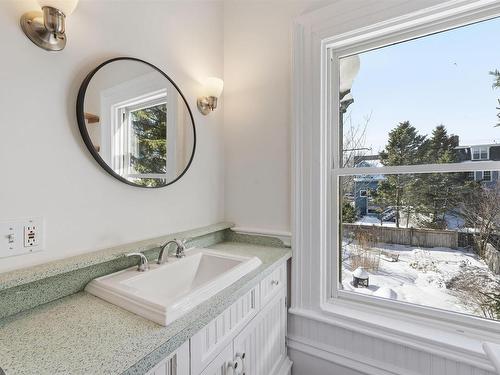 2048 Creighton Street, Halifax, NS 