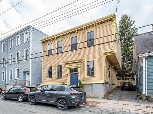 2048 Creighton Street, Halifax, NS 