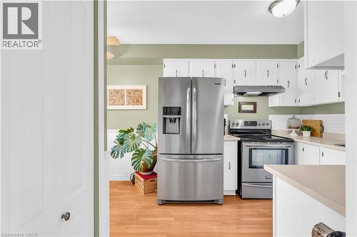 99 Lynden Circle, Georgetown, ON - Indoor Photo Showing Kitchen