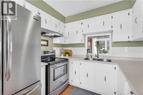 99 Lynden Circle, Georgetown, ON - Indoor Photo Showing Kitchen With Double Sink