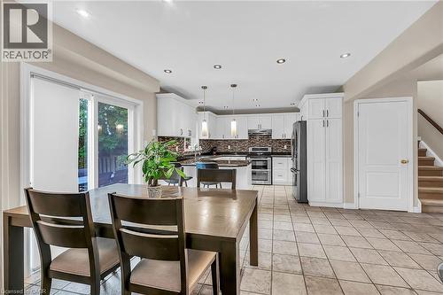 2371 Pathfinder Drive, Burlington, ON - Indoor Photo Showing Dining Room