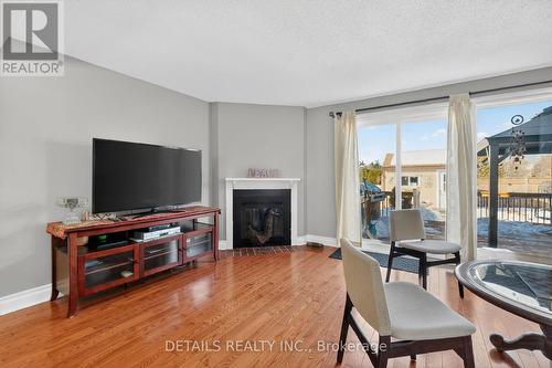 1029 Avignon Court, Ottawa, ON - Indoor Photo Showing Living Room With Fireplace