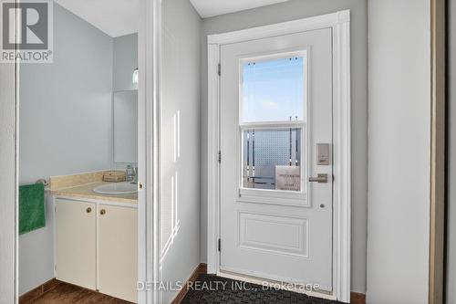 1029 Avignon Court, Ottawa, ON - Indoor Photo Showing Other Room