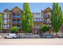 439 5660 201A STREET  Langley, BC V3A 0B4