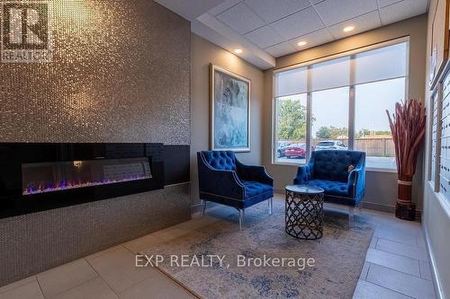 6289 MCLEOD ROAD , Niagara Falls (Arad/Fallsview), Ontario L2G 3E9 2