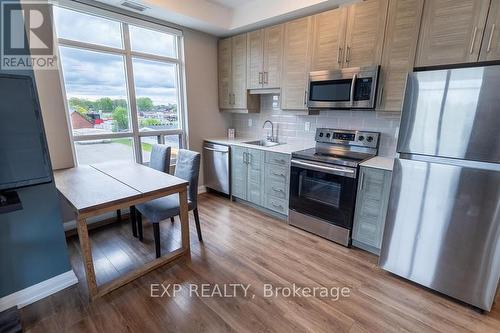 6289 MCLEOD ROAD , Niagara Falls (Arad/Fallsview), Ontario L2G 3E9 3