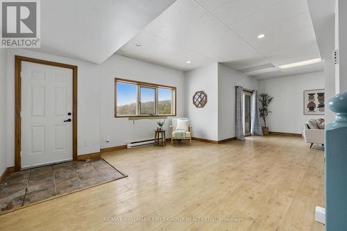 110 Davis Road, Alnwick/Haldimand, ON - Indoor Photo Showing Other Room