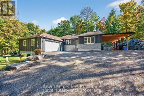 683 LAFONTAINE ROAD W  Tiny, ON L9M 0L6