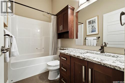 4522 Brass Crescent, Regina, SK - Indoor Photo Showing Bathroom