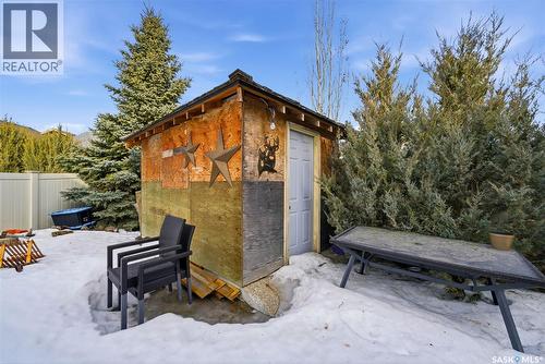 4522 Brass Crescent, Regina, SK - Outdoor
