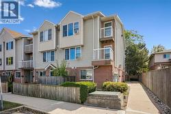 912 RYMAL Road E Unit# 7  Hamilton, ON L8W 3N4