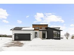 42 Kervin  Moncton, NB E1H 3L5