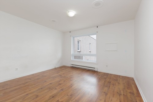 Master Bedroom - 139-15575 Boul. Gouin O., Montréal (L'Île-Bizard/Sainte-Geneviève), QC - Indoor Photo Showing Other Room