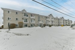 214-691 Rue Notre-Dame  Saint-Sulpice, QC J5W 3W9
