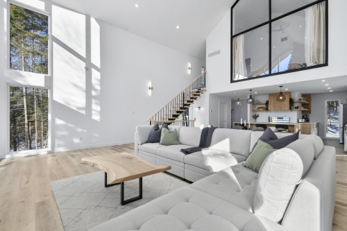 Salon - 7475 Ch. Beaulieu, Saint-Damien, QC - Indoor Photo Showing Living Room