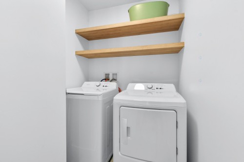 Salle de lavage - 7475 Ch. Beaulieu, Saint-Damien, QC - Indoor Photo Showing Laundry Room