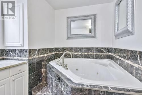 28 Nicholson Crescent, Springwater, ON - Indoor Photo Showing Bathroom
