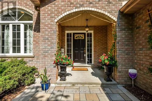28 Nicholson Crescent, Springwater, ON - Outdoor With Deck Patio Veranda