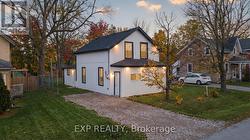 18 FOSTER AVENUE  Guelph, ON N1H 3B3