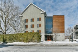 4041  - 203 Boul. St-Martin O.  Laval (Chomedey), QC H7T 1B7