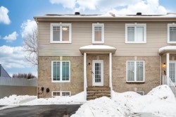 160 Rue Farrar  Saint-Jean-Sur-Richelieu, QC J3B 0A1