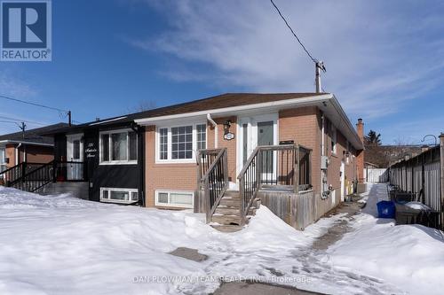 572 MONTCALM AVENUE  Oshawa, ON L1J 2H1