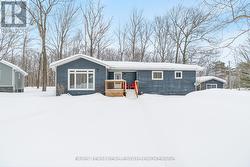 2 OJIBWAY COURT  Tiny, ON L9M 0B2