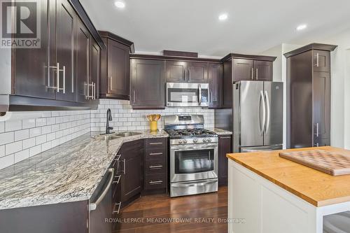 284 Ivon Avenue, Hamilton, ON - Indoor Photo Showing Kitchen With Double Sink With Upgraded Kitchen