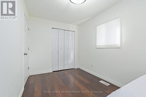 284 Ivon Avenue, Hamilton, ON - Indoor Photo Showing Other Room