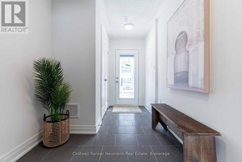 11 BRIAR COURT  Halton Hills (Georgetown), ON L7G 0P5