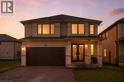 29 ROSELAWN Avenue  Ancaster, ON L9G 0H9