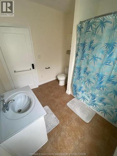 1231 Windsor, Windsor, ON - Indoor