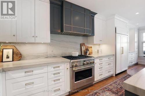 525 Piccadilly Avenue, Ottawa, ON - Indoor Photo Showing Kitchen With Upgraded Kitchen