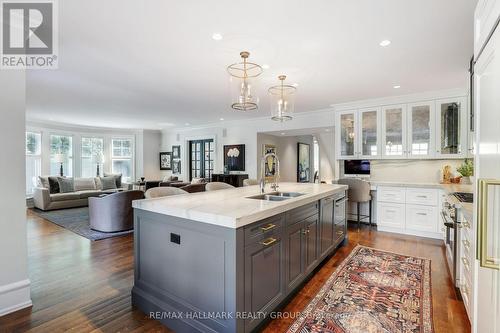 525 Piccadilly Avenue, Ottawa, ON - Indoor Photo Showing Kitchen With Double Sink