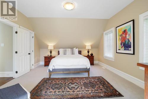 525 Piccadilly Avenue, Ottawa, ON - Indoor Photo Showing Bedroom