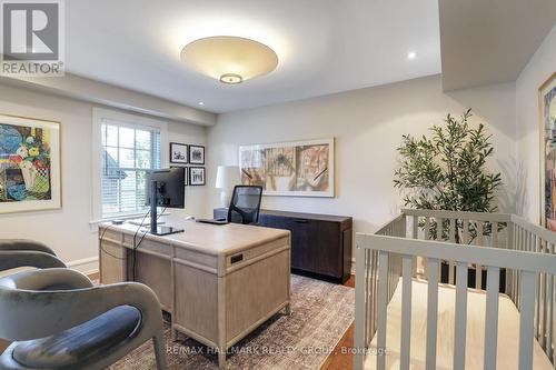 525 Piccadilly Avenue, Ottawa, ON - Indoor