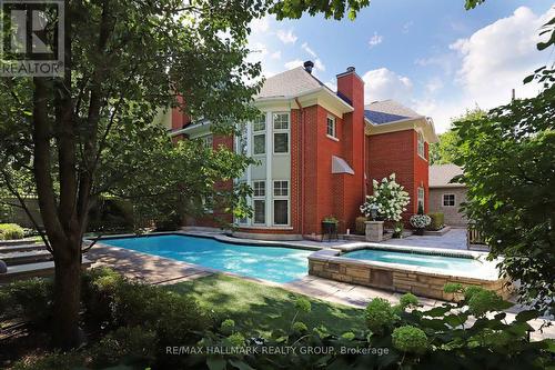 525 Piccadilly Avenue, Ottawa, ON - Outdoor With In Ground Pool