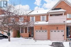28 PALISADES COURT  Whitby, ON L1N 9T8