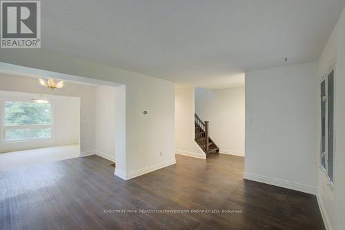 36 Fox Run, Barrie, ON - Indoor Photo Showing Other Room