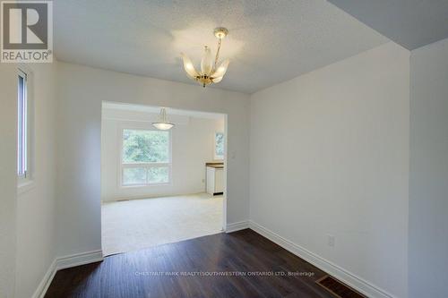 36 Fox Run, Barrie, ON - Indoor Photo Showing Other Room