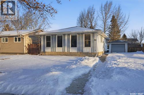 62 Vernon Crescent, Regina, SK - Outdoor